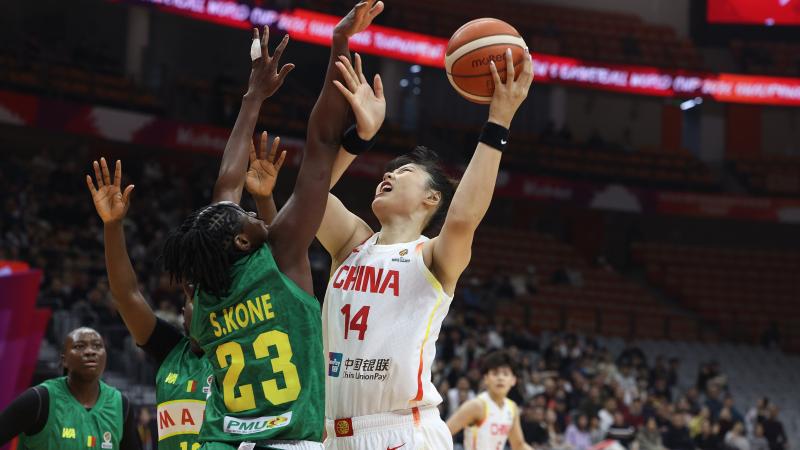 尼克斯 vs 马刺比分预测:关键球能力与让分盘口分析