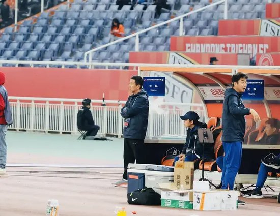 瓦科7球成泰山队内射手王 防守短板仍拖累三叉戟上限