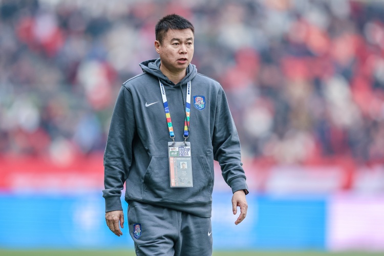 主场1-2负河南继续垫底,津门虎球迷喊于根伟下课 主场1-2负河南继续垫底,津门虎球迷喊于根伟下课